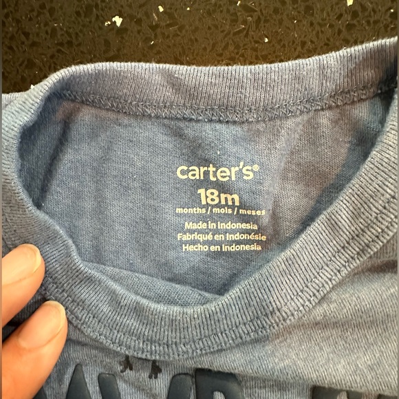 LEVIS 24m knit joggers & CARTERS 18m Tshirt Bundle - Picture 5 of 6